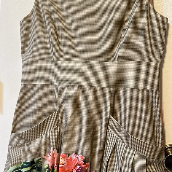 Pazuki London Size Small Bicycle Bee Flower Pleated Dress - Picture 4 of 14